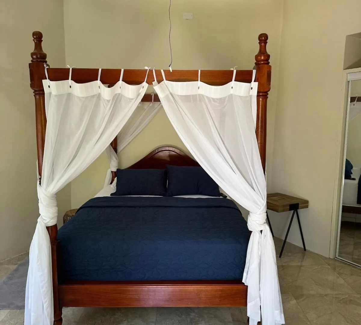 Home Escape Negril Guest house