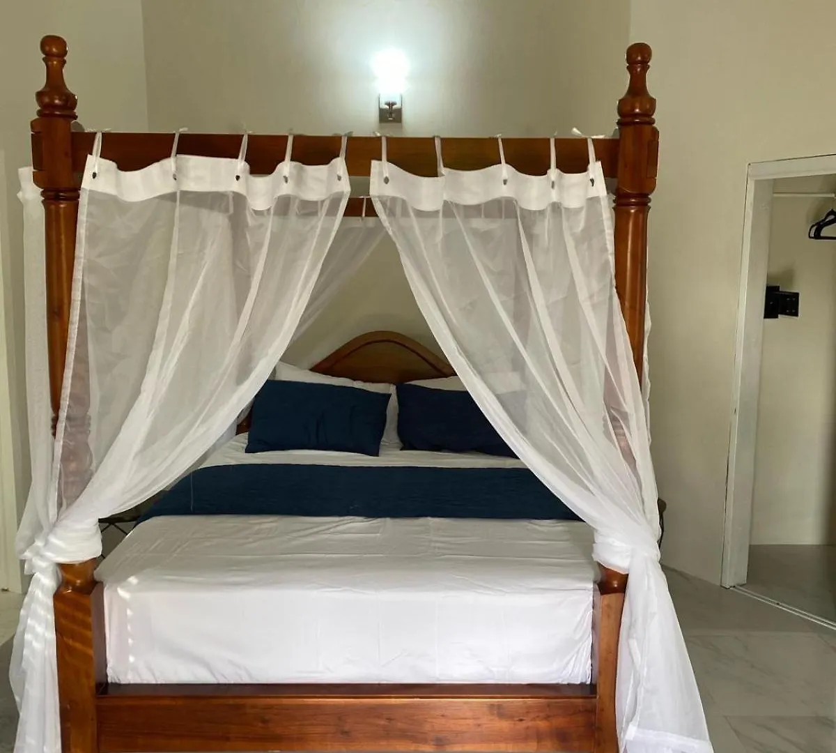 Home Escape Negril