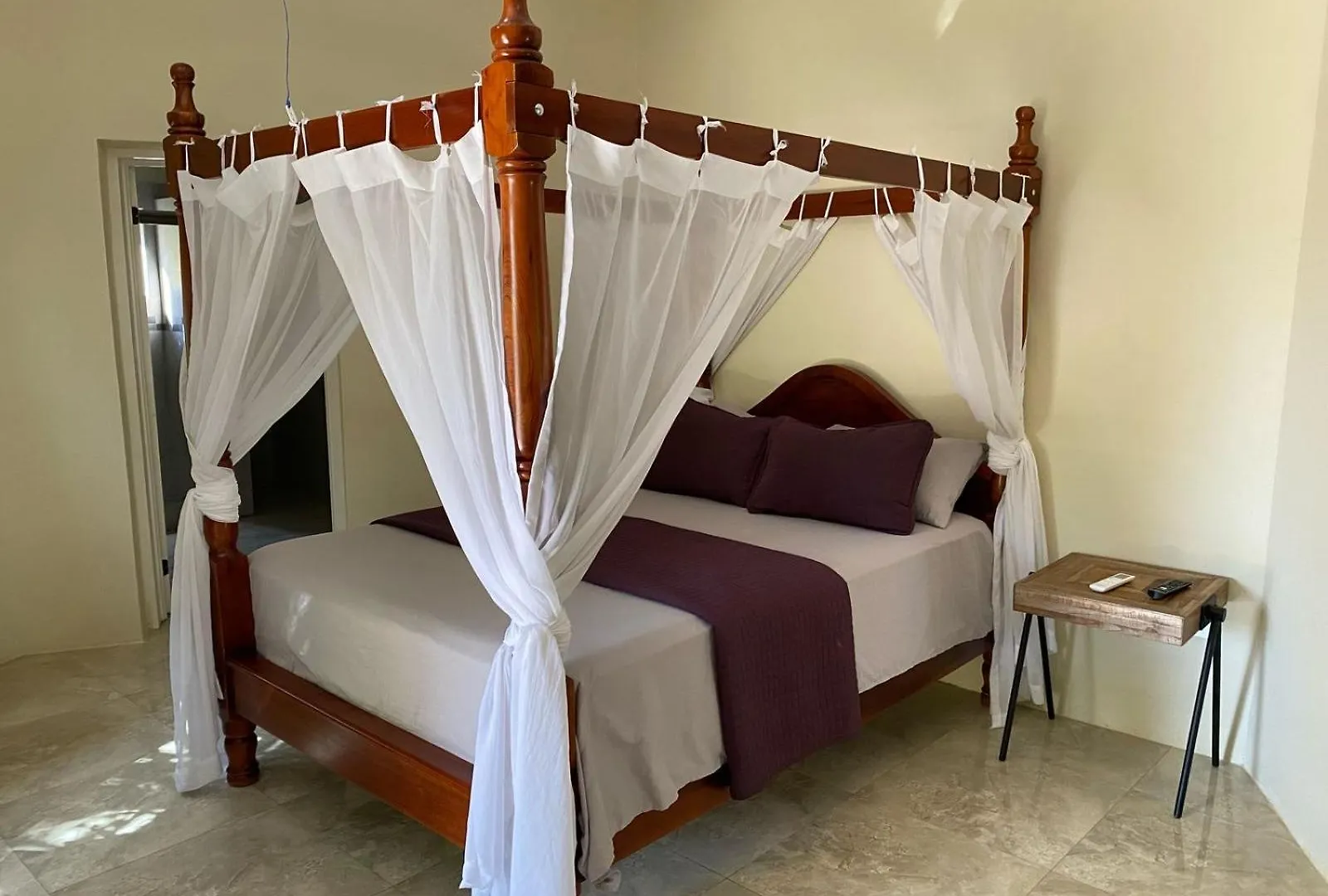 Home Escape Negril 0*,